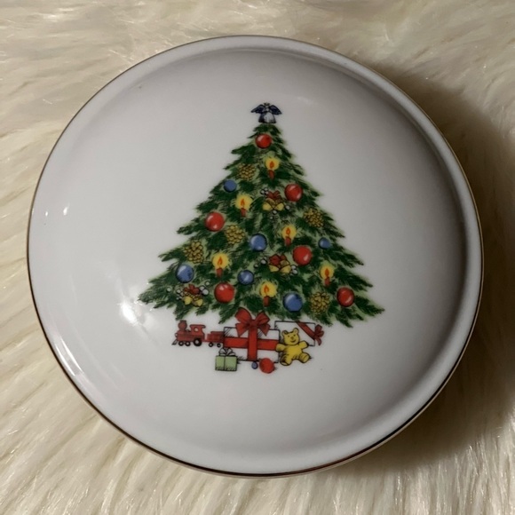 Jamestown China Christmas Treasure porcelain Candy Dish - Picture 1 of 6
